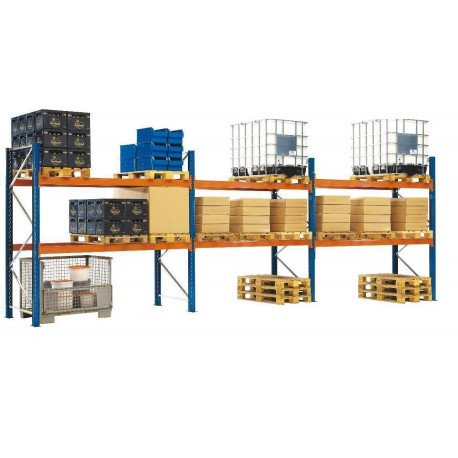 pallet-gỗ-sài-trên-kệ-hàng